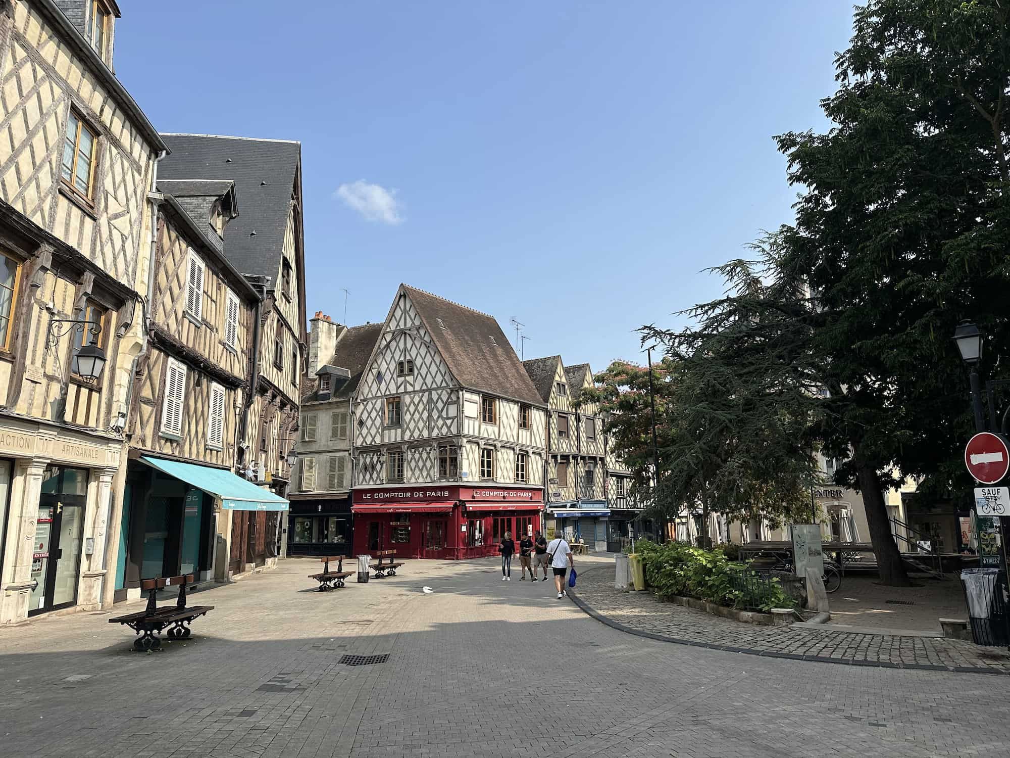Bourges