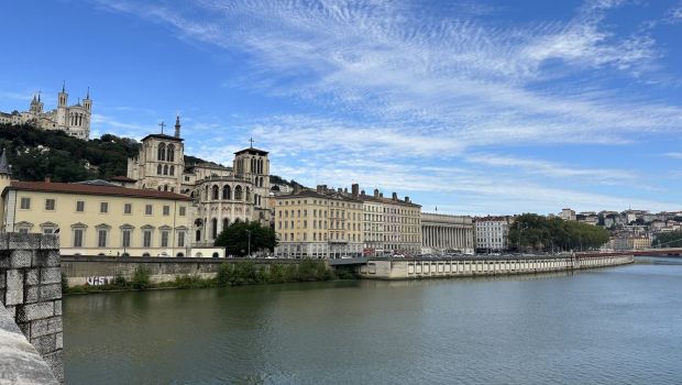 Lione