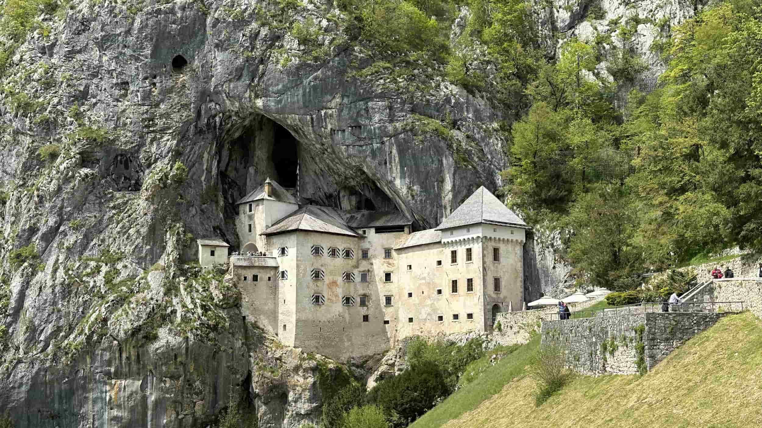 Castello di Predjama